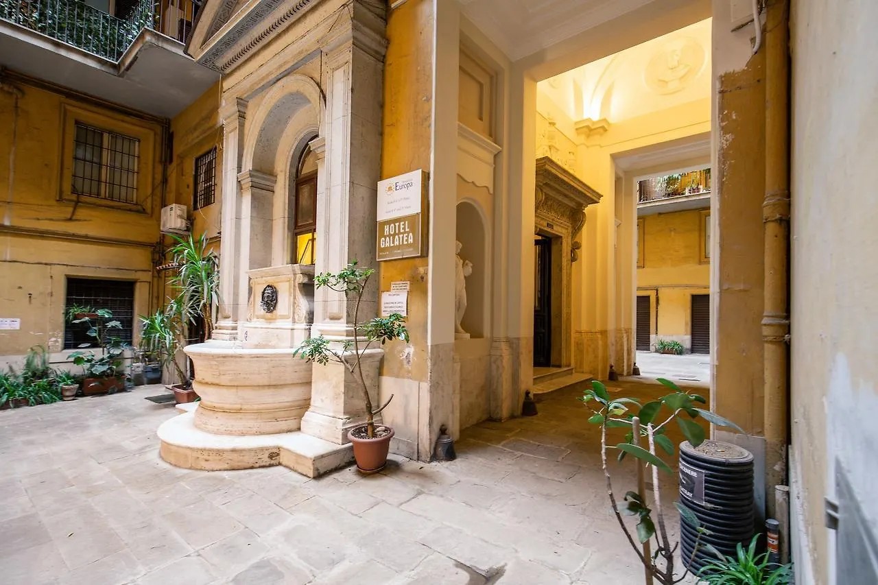 Decharme Apartment With Terrace In Monti ローマ 0*,  イタリア