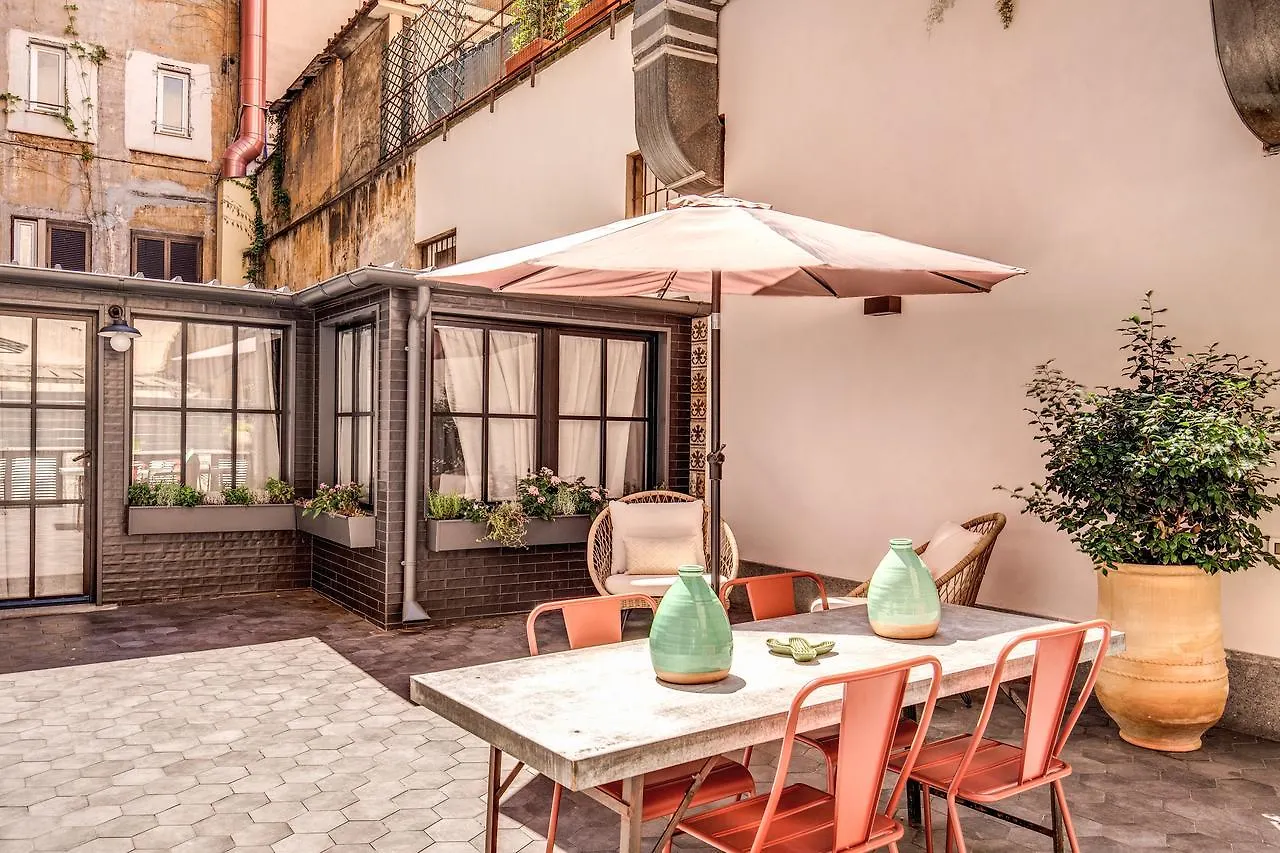 Decharme Apartment With Terrace In Monti ローマ