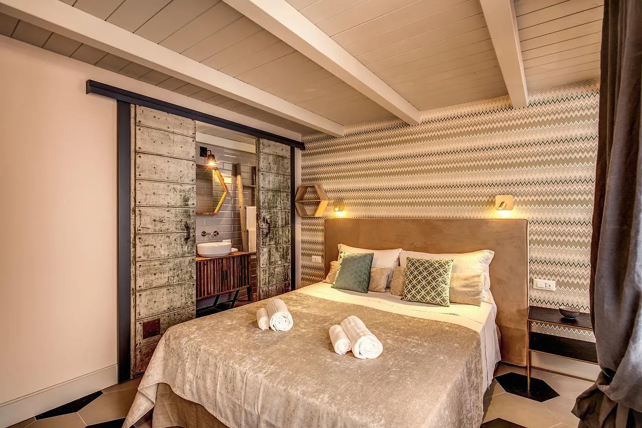 Decharme Apartment With Terrace In Monti ローマ 0*,