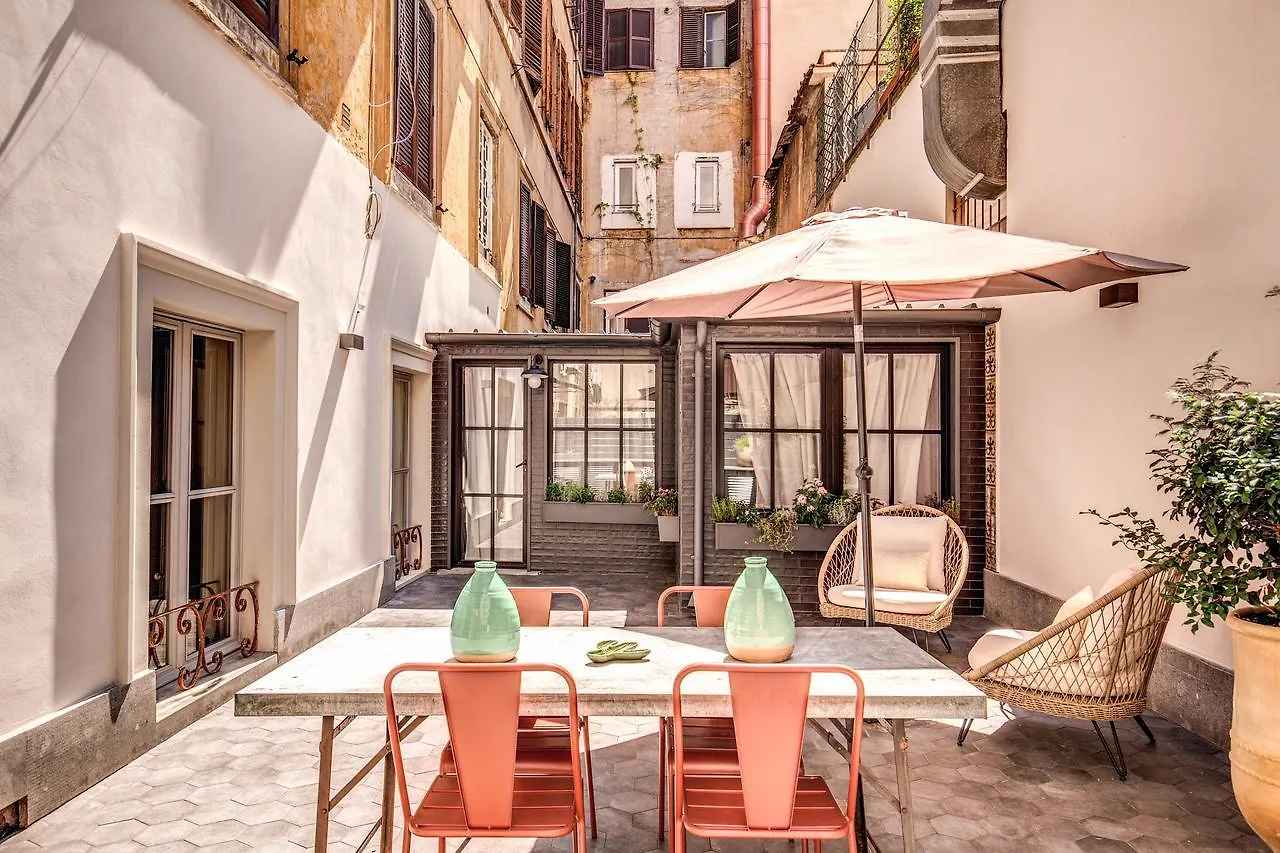 Decharme Apartment With Terrace In Monti ローマ